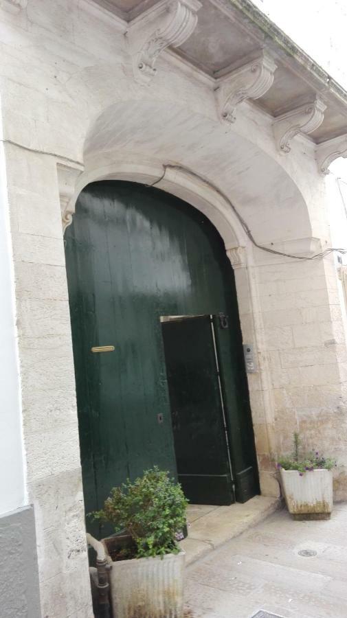 Casa Adele - Dimora Del 1700 Nel Centro Storico Bed and Breakfast Martina Franca Buitenkant foto